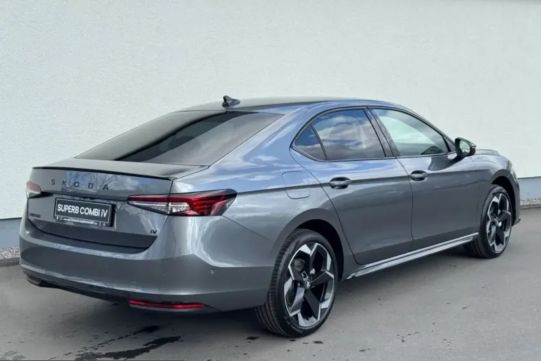Skoda Superb din 2025 cu 9.810 km - oferta SKO240503 - foto 2