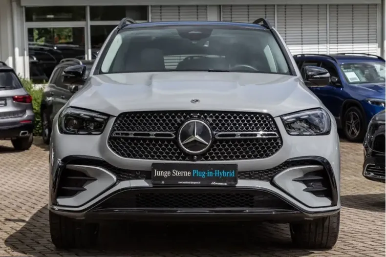 Mercedes-Benz GLE 400 (Clasa GLE) din 2025 cu 12.979 km - oferta MER240505 - foto 2