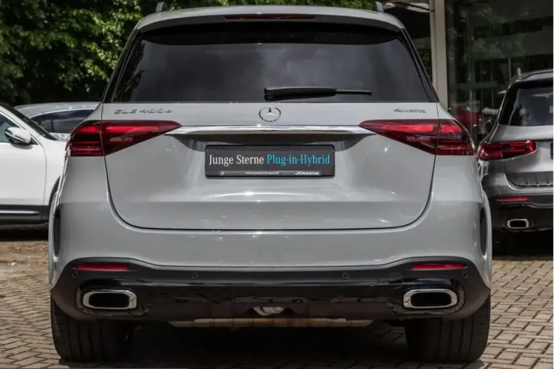 Mercedes-Benz GLE 400 (Clasa GLE) din 2025 cu 12.979 km - oferta MER240505 - foto 4