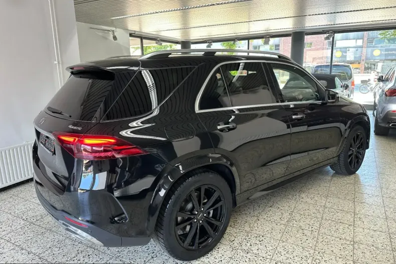 Mercedes-Benz GLE 400 (Clasa GLE) din 2023 cu 57.886 km - oferta MER240511 - foto 4