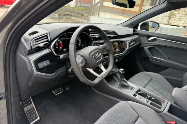 Audi Q3 din 2025 cu 12.946 km - oferta AUD240524 - foto 19
