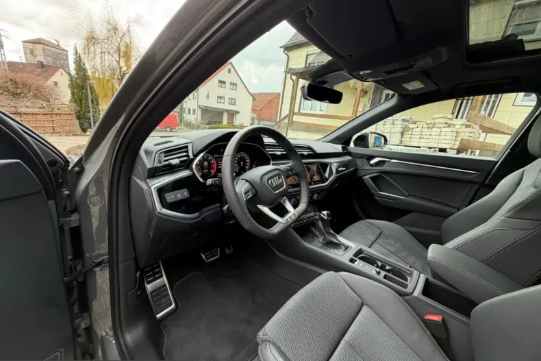 Audi Q3 din 2025 cu 12.946 km - oferta AUD240524 - foto 21