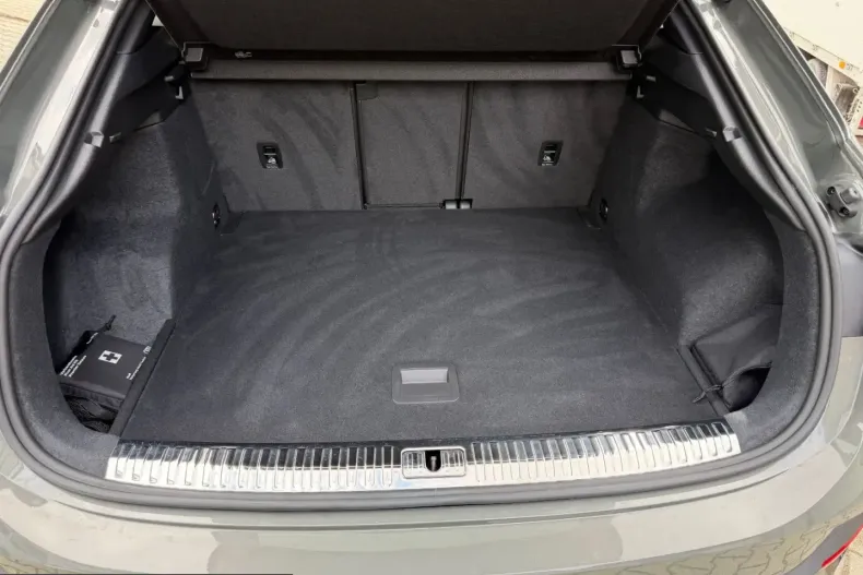 Audi Q3 din 2025 cu 12.946 km - oferta AUD240524 - foto 31