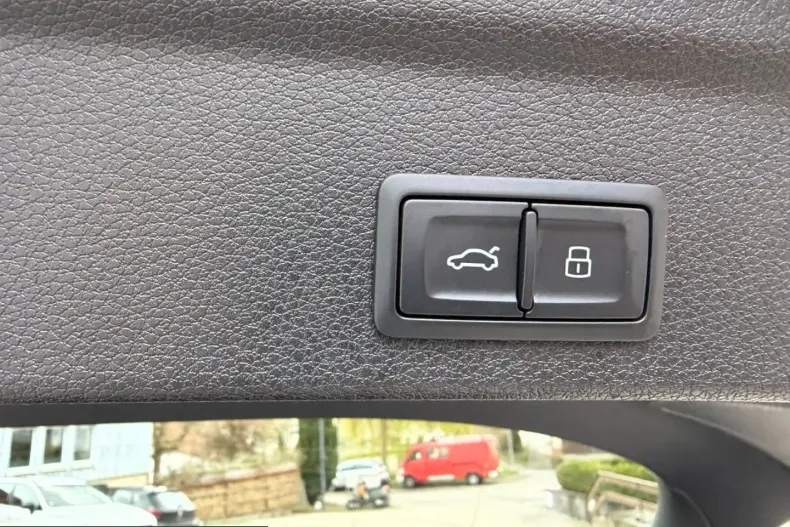 Audi Q3 din 2025 cu 12.946 km - oferta AUD240524 - foto 34