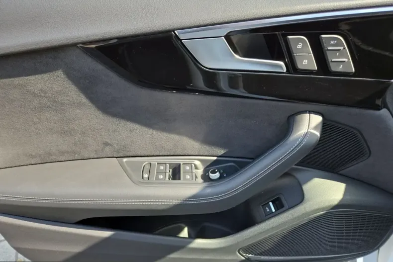 Audi A5 din 2023 cu 48.900 km - oferta AUD240525 - foto 16