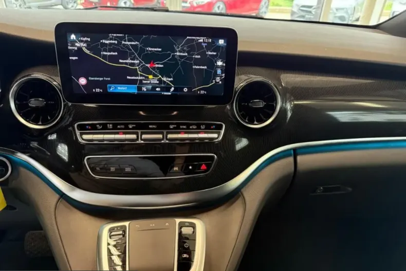Mercedes-Benz V 300 (Clasa V) din 2023 cu 14.950 km - oferta MER240527 - foto 11