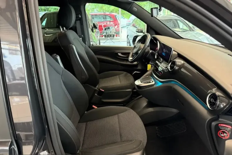 Mercedes-Benz V 300 (Clasa V) din 2023 cu 14.950 km - oferta MER240527 - foto 22
