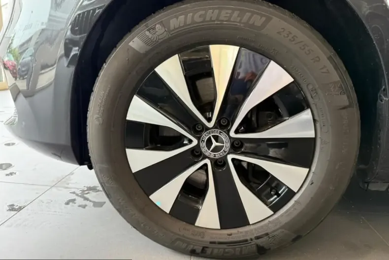Mercedes-Benz V 300 (Clasa V) din 2023 cu 14.950 km - oferta MER240527 - foto 27