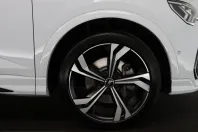 Audi Q3 din 2024 cu 18.593 km - oferta AUD240528 - foto 20