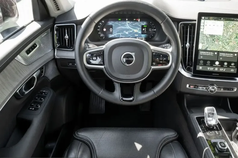 Volvo XC90 din 2025 cu 28.000 km - oferta VOL240533 - foto 10