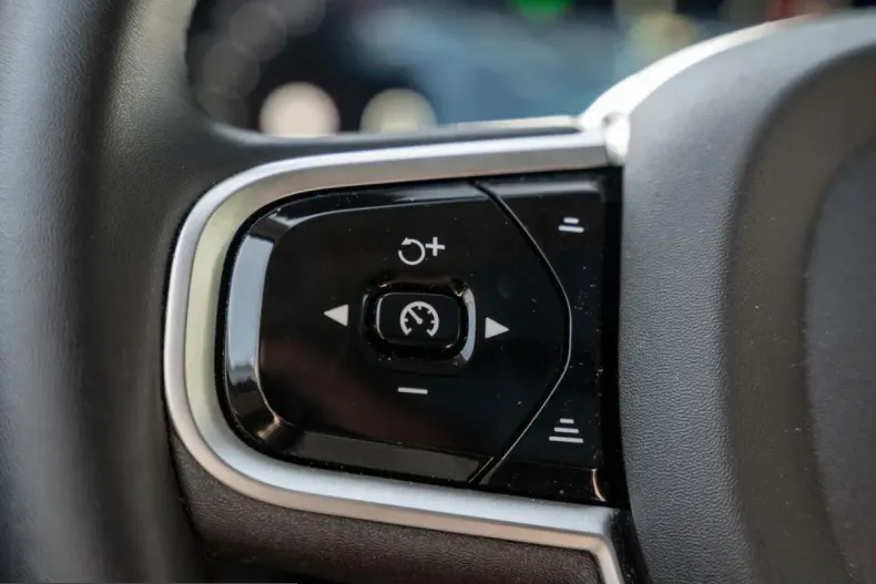 Volvo XC90 din 2025 cu 28.000 km - oferta VOL240533 - foto 27