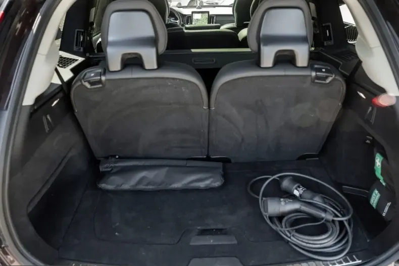Volvo XC90 din 2025 cu 28.000 km - oferta VOL240533 - foto 32