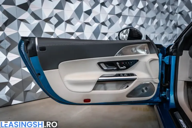 Mercedes-Benz SL 63 AMG (Clasa SL) din 2024 cu 12.500 km - oferta MER240535 - foto 7