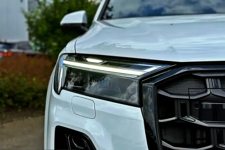 Audi Q7 din 2025 cu 22.190 km - oferta AUD240537 - foto 4