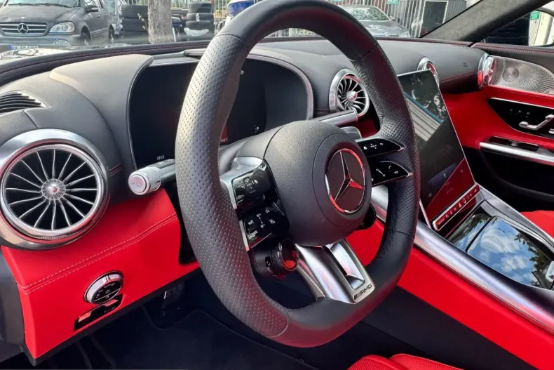 Mercedes-Benz SL 43 AMG (Clasa SL) din 2025 cu 3.667 km - oferta MER240545 - foto 12