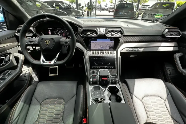 Lamborghini Urus din 2023 cu 4.980 km - oferta LAM240546 - foto 9