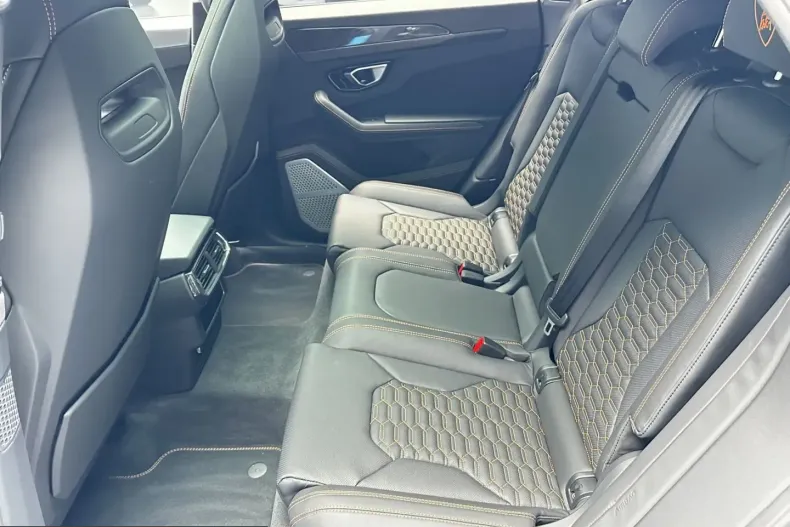 Lamborghini Urus din 2023 cu 4.980 km - oferta LAM240546 - foto 21