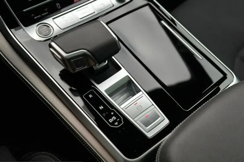 Audi Q7 din 2025 cu 12.159 km - oferta AUD240547 - foto 14