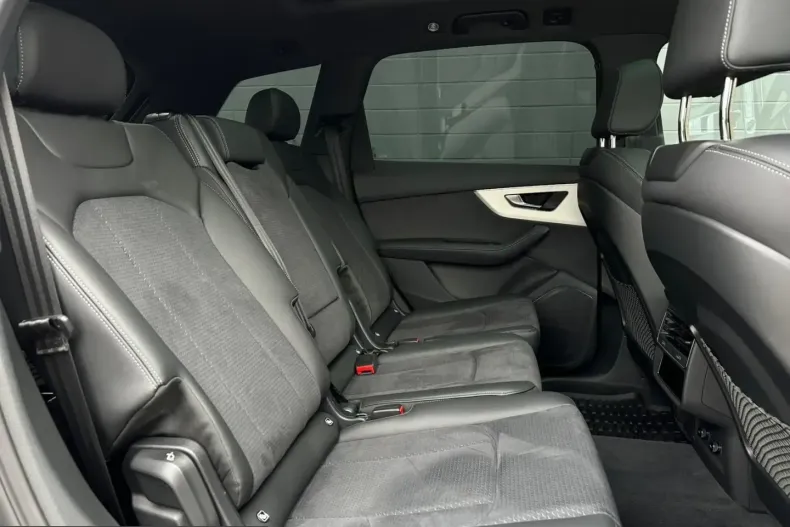Audi Q7 din 2025 cu 12.159 km - oferta AUD240547 - foto 16