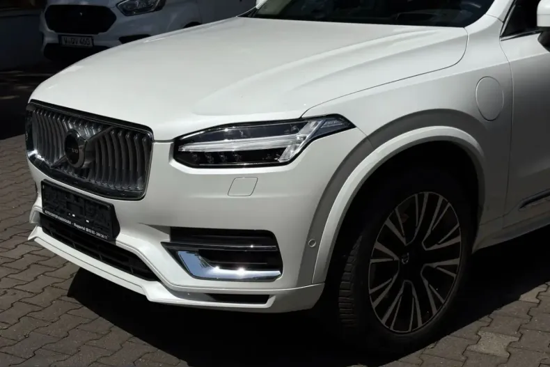 Volvo XC90 din 2024 cu 20.594 km - oferta VOL240557 - foto 2