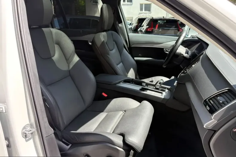 Volvo XC90 din 2024 cu 20.594 km - oferta VOL240557 - foto 15