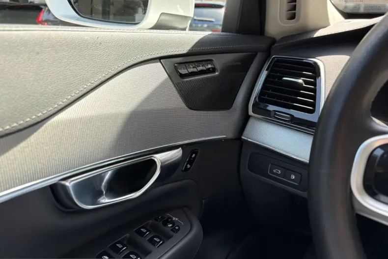 Volvo XC90 din 2024 cu 20.594 km - oferta VOL240557 - foto 20