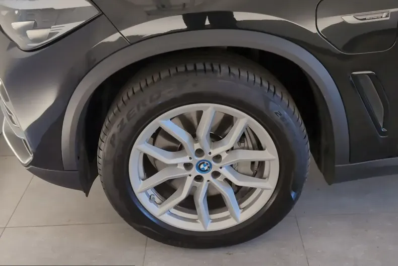 BMW X5 (Seria X) din 2021 cu 68.569 km - oferta BMW240562 - foto 5