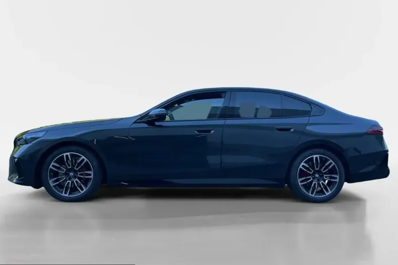 BMW 520 (Seria 5) din 2025 cu 24.600 km - oferta BMW240566 - foto 2