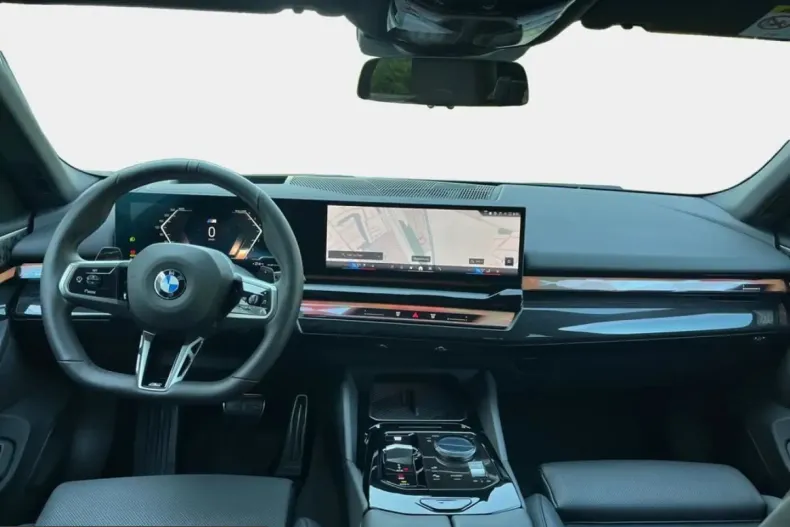 BMW 520 (Seria 5) din 2025 cu 24.600 km - oferta BMW240566 - foto 8