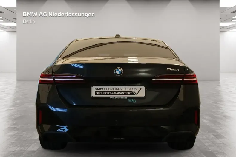 BMW 520 (Seria 5) din 2025 cu 17.749 km - oferta BMW240567 - foto 5
