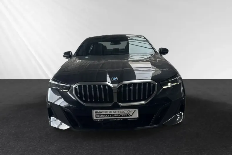 BMW 530 (Seria 5) din 2024 cu 19.950 km - oferta BMW240568 - foto 1