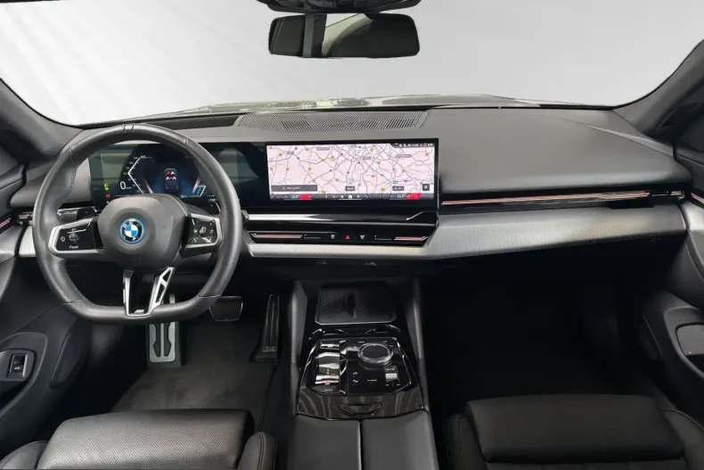 BMW 530 (Seria 5) din 2024 cu 19.950 km - oferta BMW240568 - foto 7