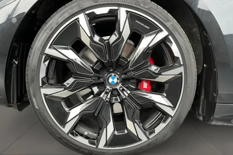 BMW 520 (Seria 5) din 2025 cu 35.842 km - oferta BMW240569 - foto 8