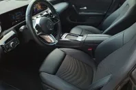 Mercedes-Benz CLA 180 (Clasa CLA) din 2023 cu 63.814 km - oferta MER240574 - foto 13