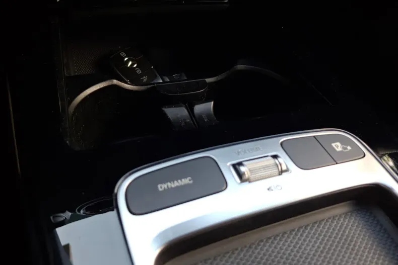 Mercedes-Benz CLA 180 (Clasa CLA) din 2023 cu 63.814 km - oferta MER240574 - foto 29