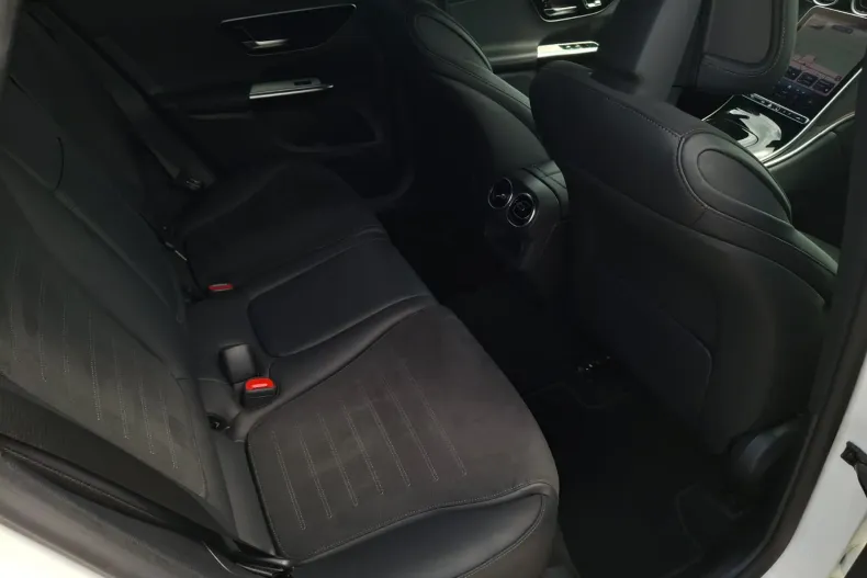 Mercedes-Benz GLC (Clasa GLC) din 2023 cu 39.261 km - oferta MER240575 - foto 12