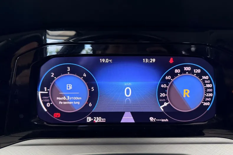 Volkswagen Golf din 2023 cu 149.000 km - oferta VOL240580 - foto 8