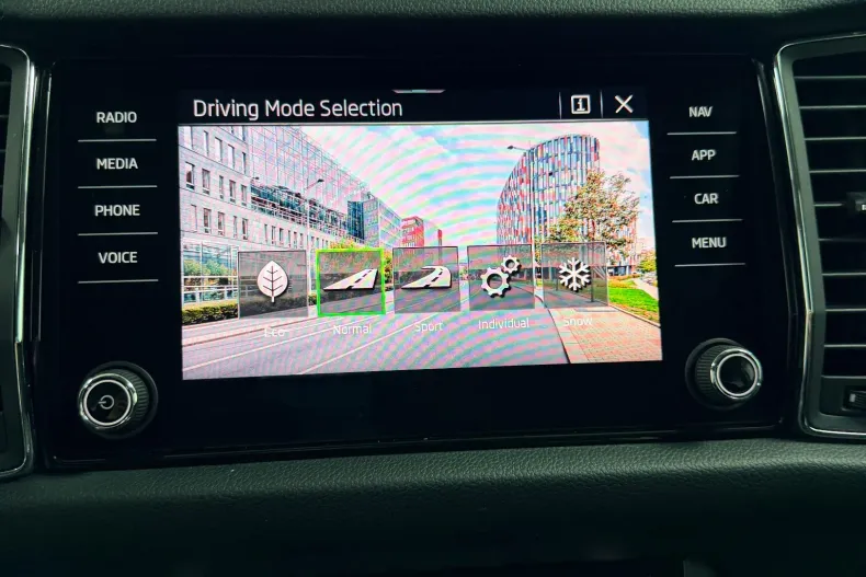 Skoda Kodiaq din 2022 cu 82.000 km - oferta SKO240581 - foto 22