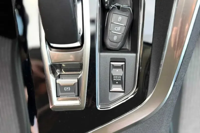 Peugeot 3008 din 2021 cu 85.000 km - oferta PEU240602 - foto 26