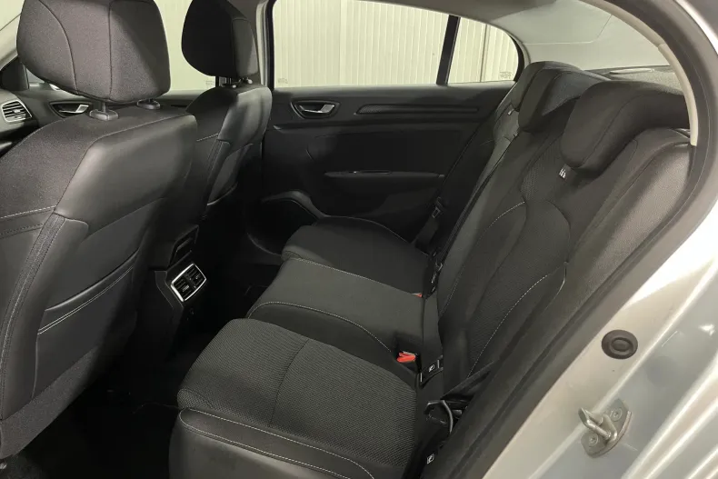 Renault Megane din 2023 cu 46.269 km - oferta REN240603 - foto 10