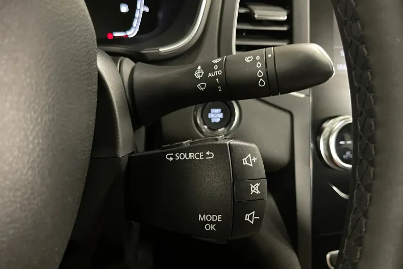 Renault Megane din 2023 cu 46.269 km - oferta REN240603 - foto 19