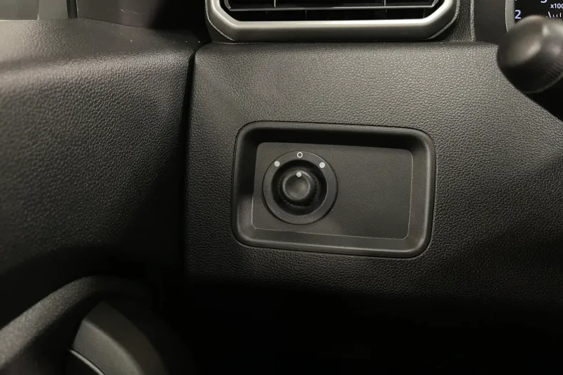 Dacia Duster din 2023 cu 79.113 km - oferta DAC240604 - foto 19
