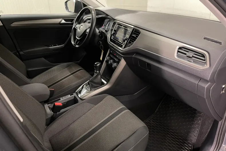 Volkswagen T-Roc din 2021 cu 87.808 km - oferta VOL240609 - foto 9