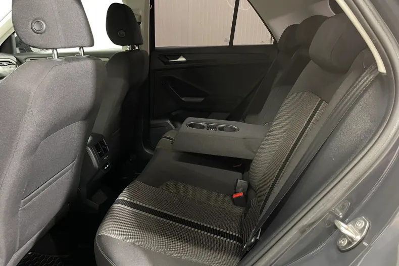 Volkswagen T-Roc din 2021 cu 87.808 km - oferta VOL240609 - foto 11