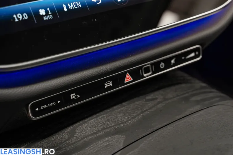 Mercedes-Benz E 220 (Clasa E) din 2025 cu 8.173 km - oferta MER240614 - foto 15
