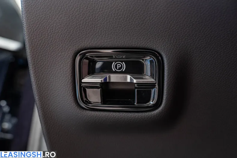 Mercedes-Benz E 220 (Clasa E) din 2025 cu 8.173 km - oferta MER240614 - foto 28