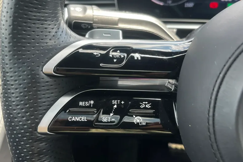 Mercedes-Benz GLE 400 (Clasa GLE) din 2024 cu 10.392 km - oferta MER240618 - foto 17