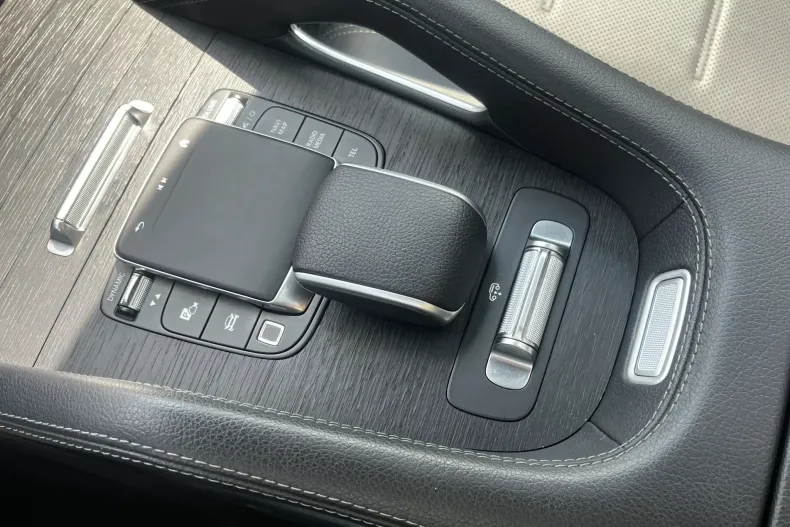 Mercedes-Benz GLE 400 (Clasa GLE) din 2024 cu 10.392 km - oferta MER240618 - foto 25
