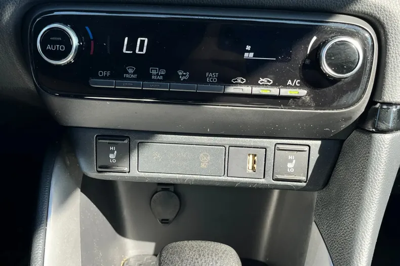 Toyota Yaris din 2021 cu 71.982 km - oferta TOY240621 - foto 20