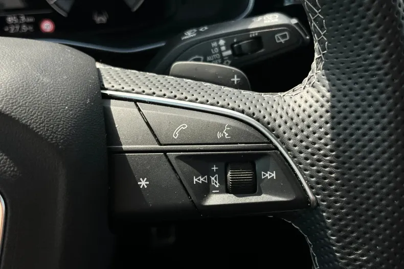 Audi Q8 din 2025 cu 13.299 km - oferta AUD240622 - foto 16